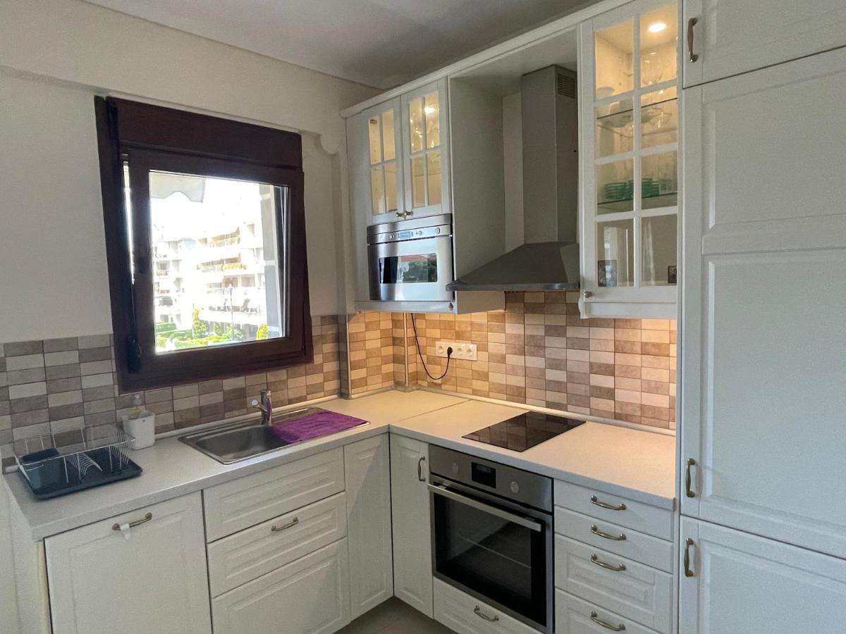 Luxury And Sunny Apartment 250 Mts From The Beach!! Peraía Esterno foto