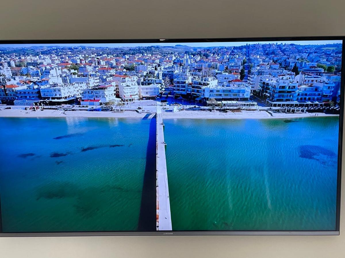 Luxury And Sunny Apartment 250 Mts From The Beach!! Peraía Esterno foto