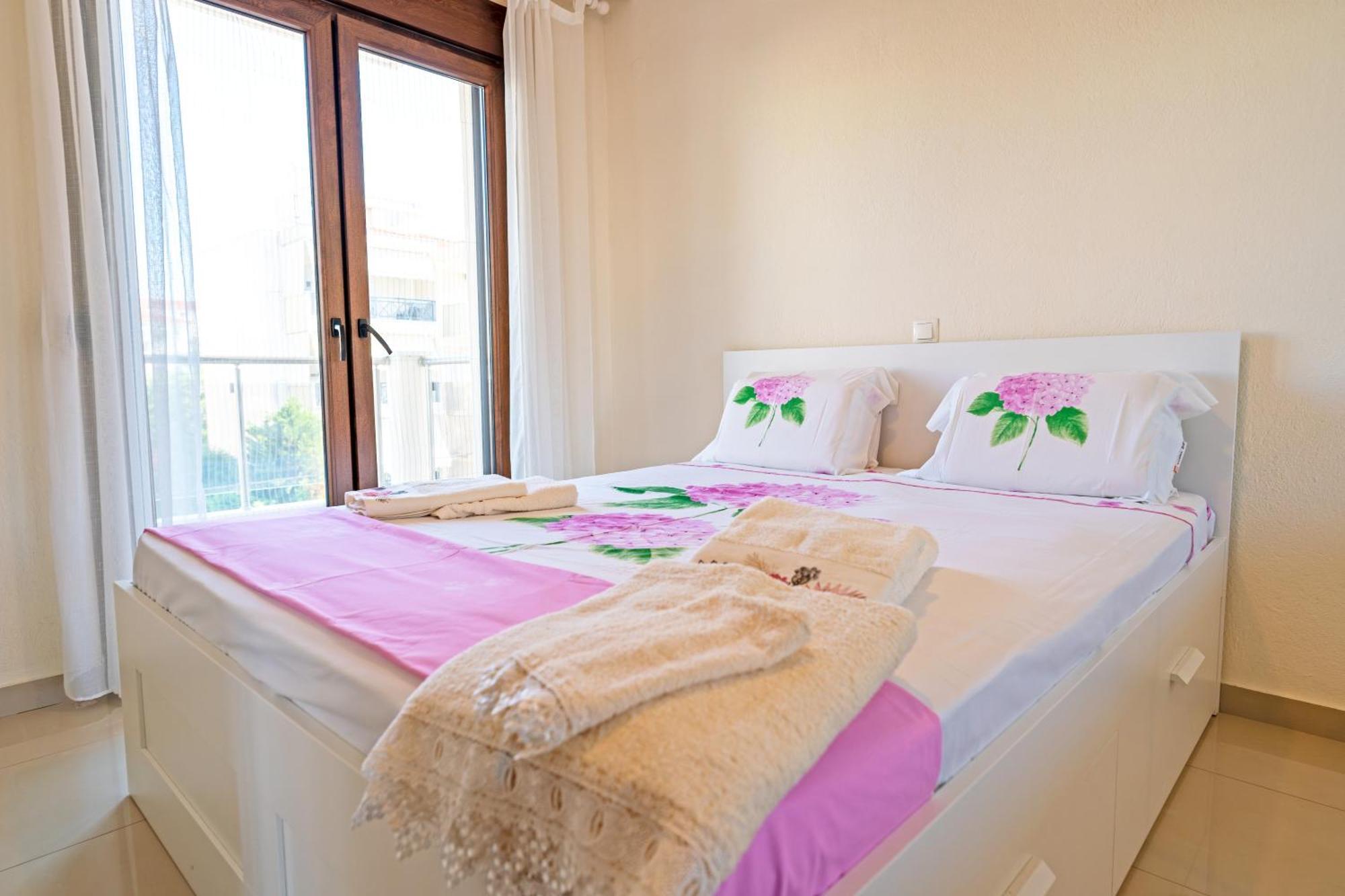 Luxury And Sunny Apartment 250 Mts From The Beach!! Peraía Esterno foto