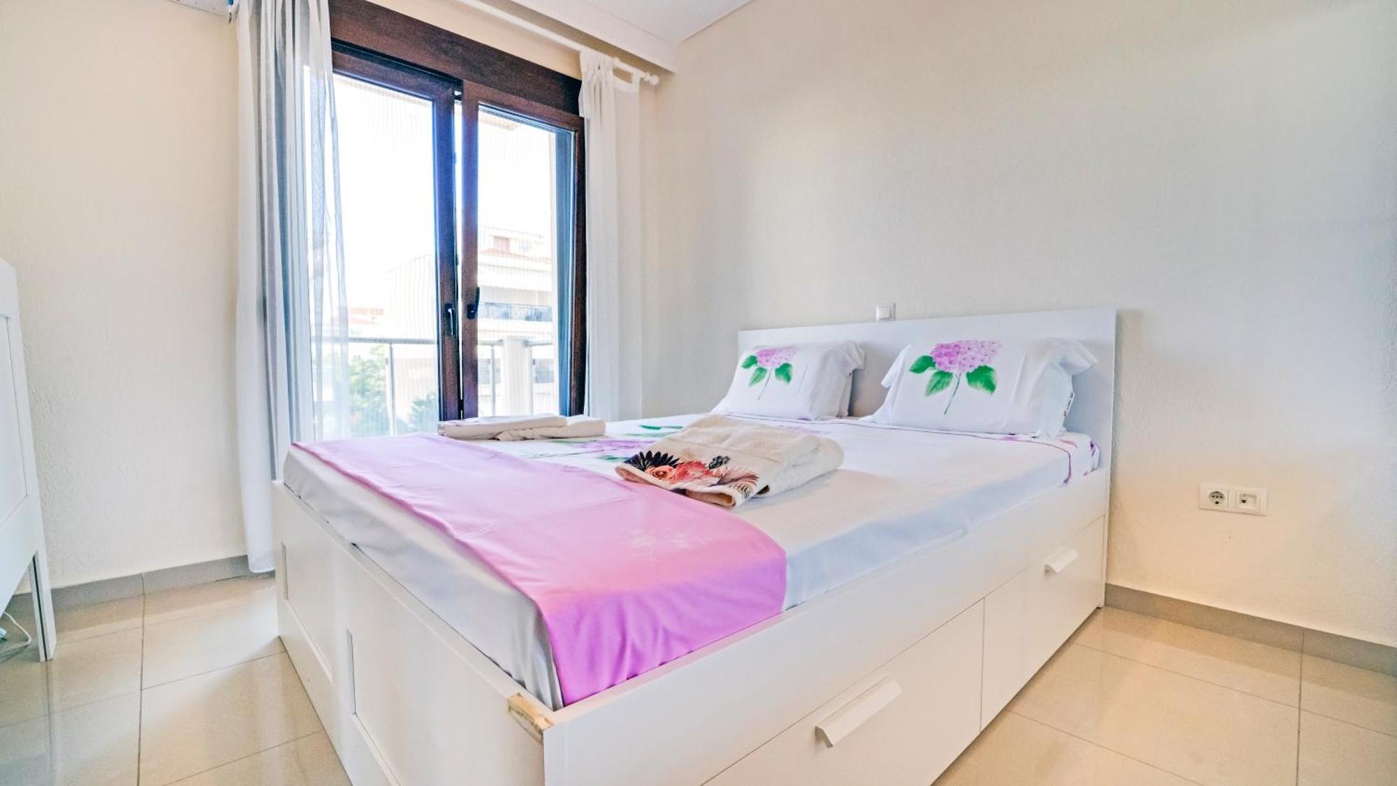 Luxury And Sunny Apartment 250 Mts From The Beach!! Peraía Esterno foto