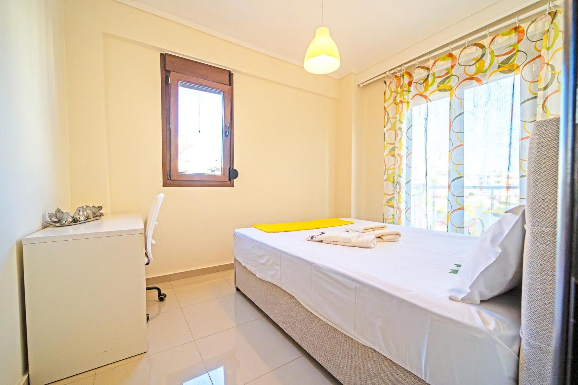 Luxury And Sunny Apartment 250 Mts From The Beach!! Peraía Esterno foto