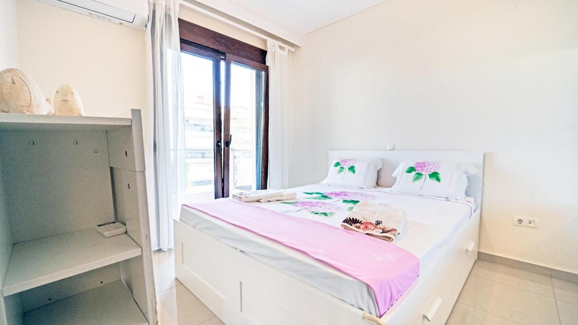 Luxury And Sunny Apartment 250 Mts From The Beach!! Peraía Esterno foto